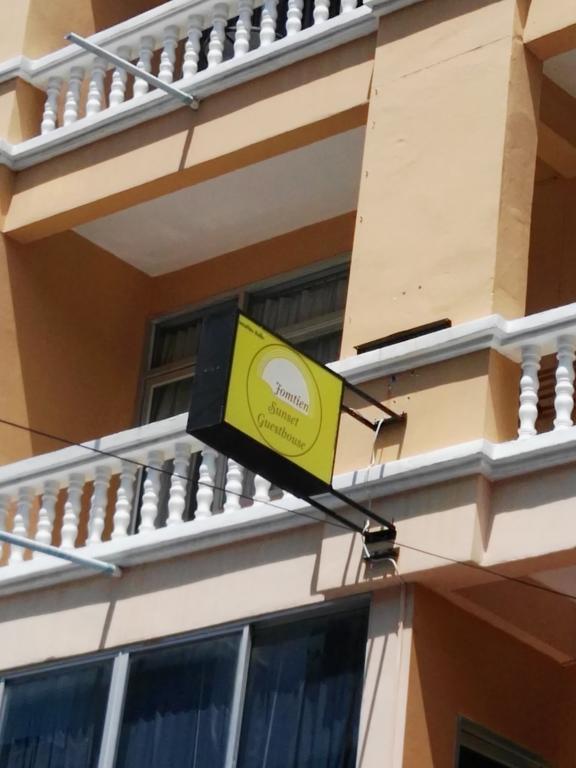 Jomtien Sunset Guesthouse Exterior foto