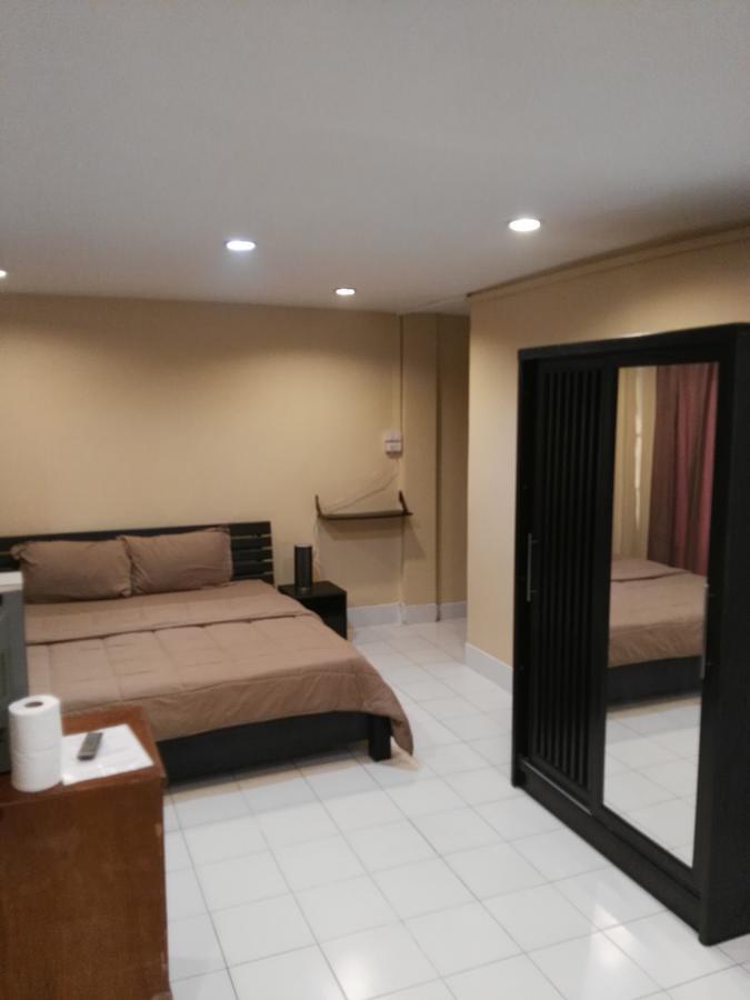 Jomtien Sunset Guesthouse Exterior foto