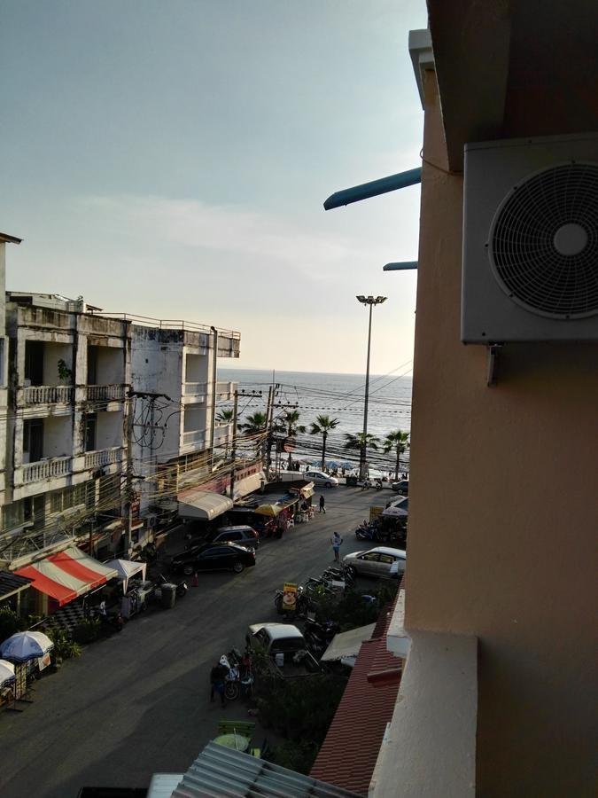 Jomtien Sunset Guesthouse Exterior foto